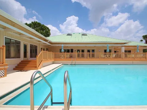 2008 N Pointe Alexis Drive Tarpon Springs FL 34689