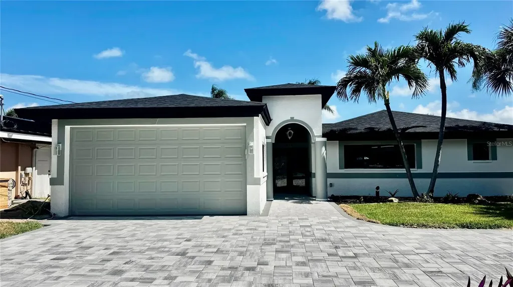166 Bayside Drive Clearwater Beach FL 33767