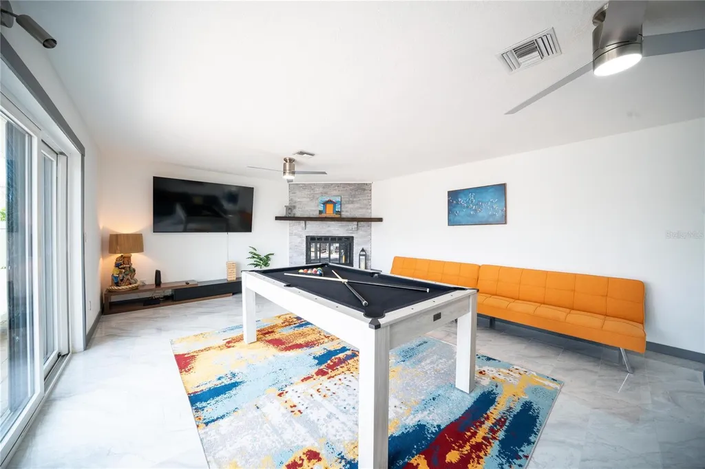166 Bayside Drive Clearwater Beach FL 33767