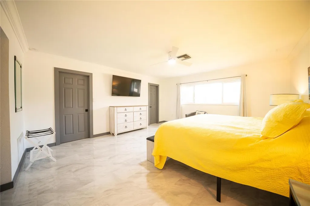 166 Bayside Drive Clearwater Beach FL 33767