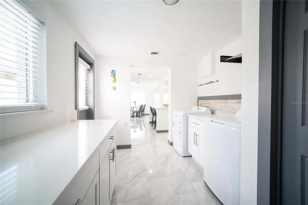 166 Bayside Drive Clearwater Beach FL 33767