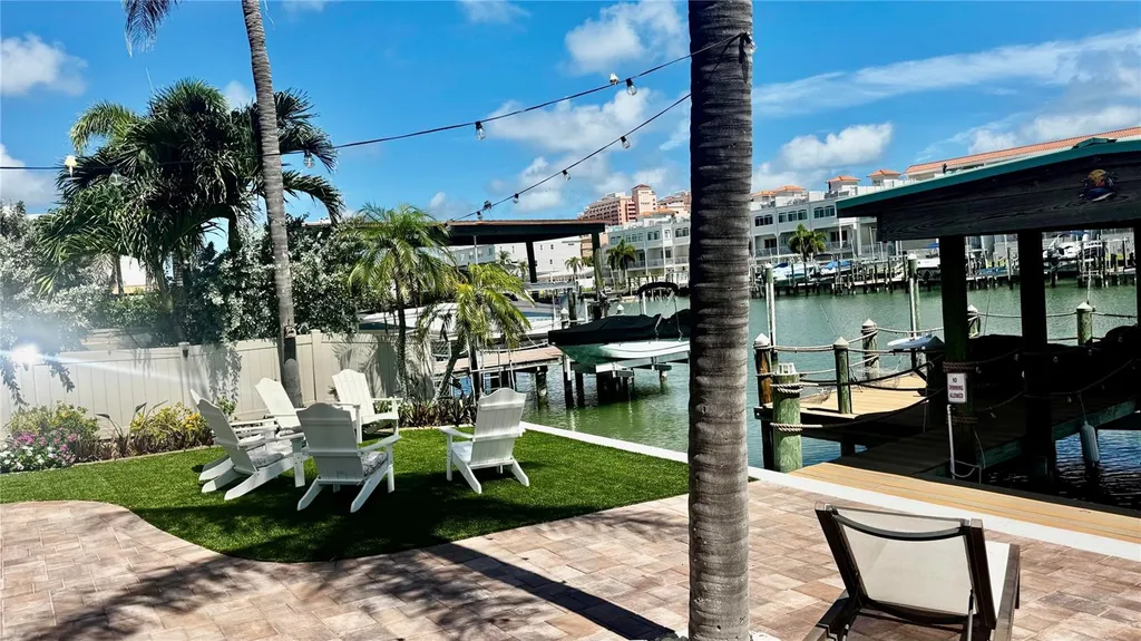 166 Bayside Drive Clearwater Beach FL 33767