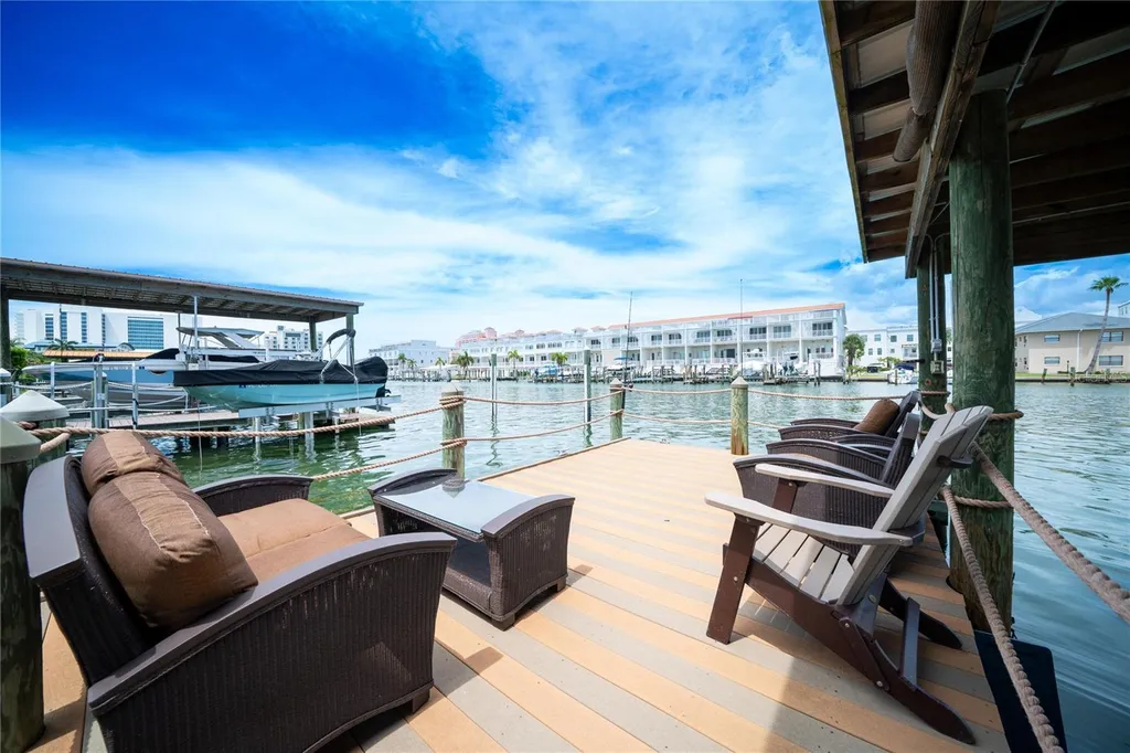 166 Bayside Drive Clearwater Beach FL 33767