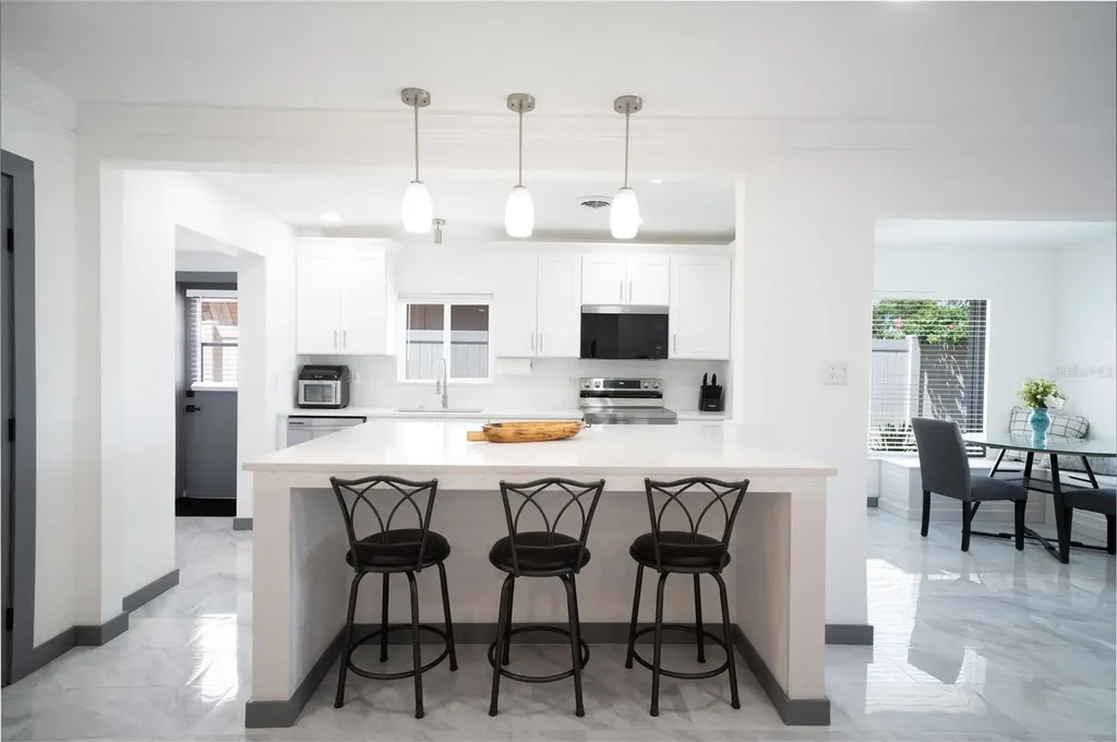 166 Bayside Drive Clearwater Beach FL 33767