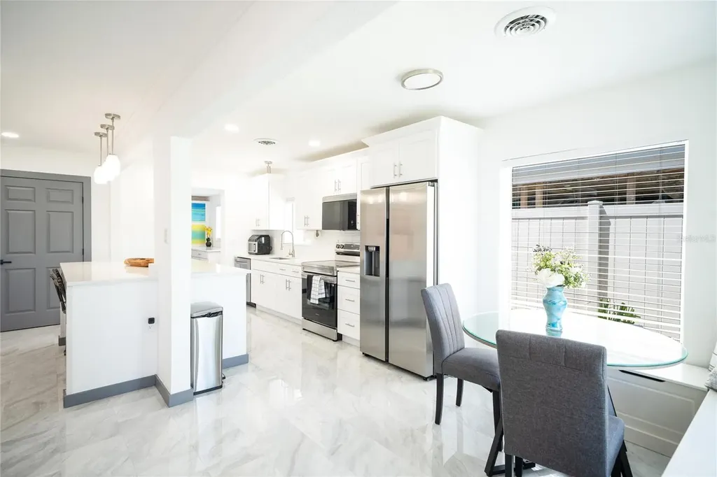 166 Bayside Drive Clearwater Beach FL 33767