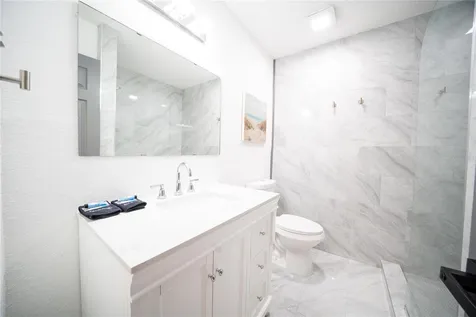 166 Bayside Drive Clearwater Beach FL 33767