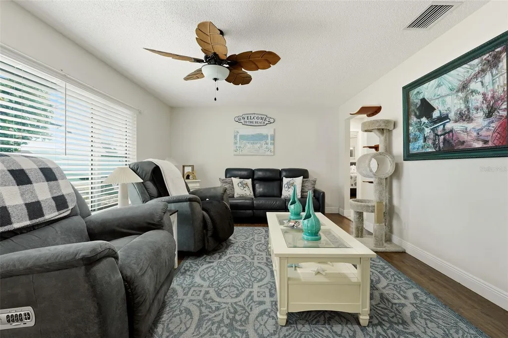 6020 10th Avenue W Bradenton FL 34209