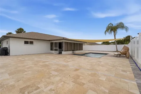 6020 10th Avenue W Bradenton FL 34209