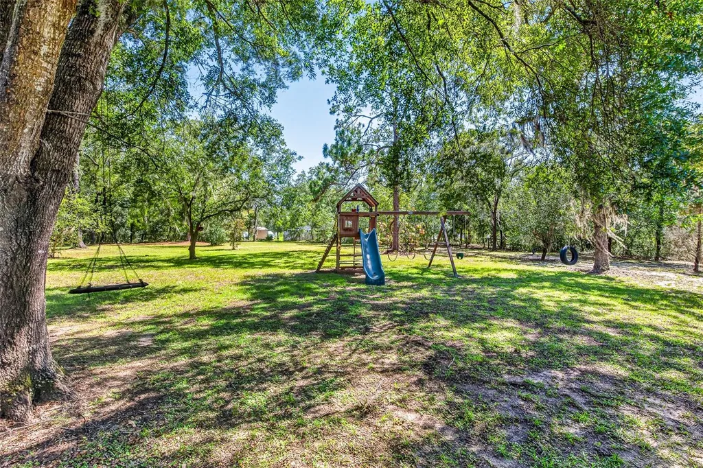 2272 SW Grandview Avenue Dunnellon FL 34431