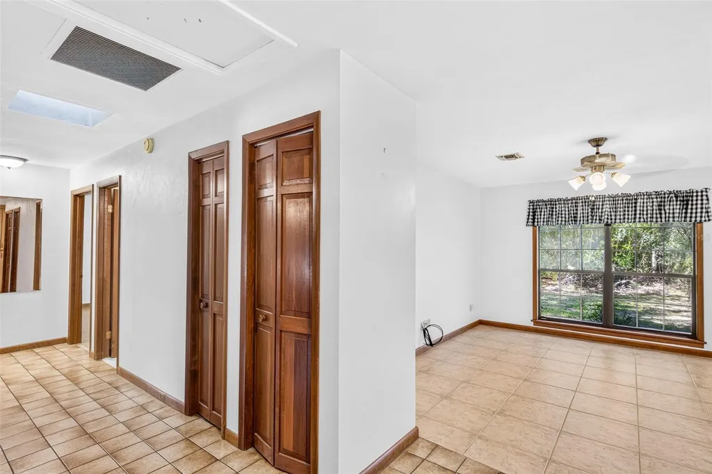 2272 SW Grandview Avenue Dunnellon FL 34431