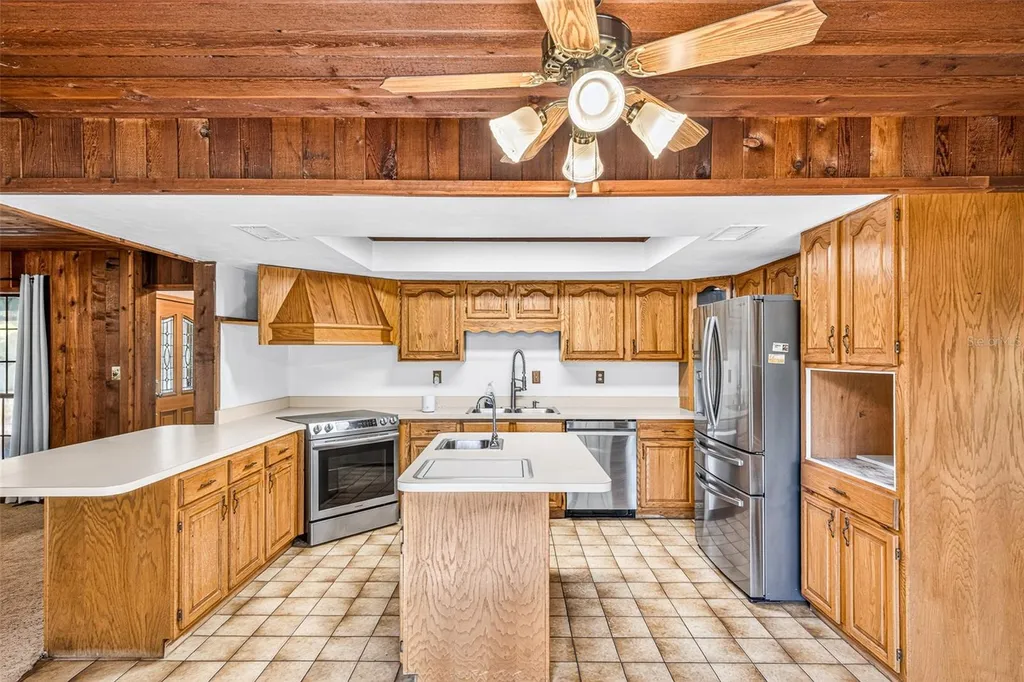 2272 SW Grandview Avenue Dunnellon FL 34431