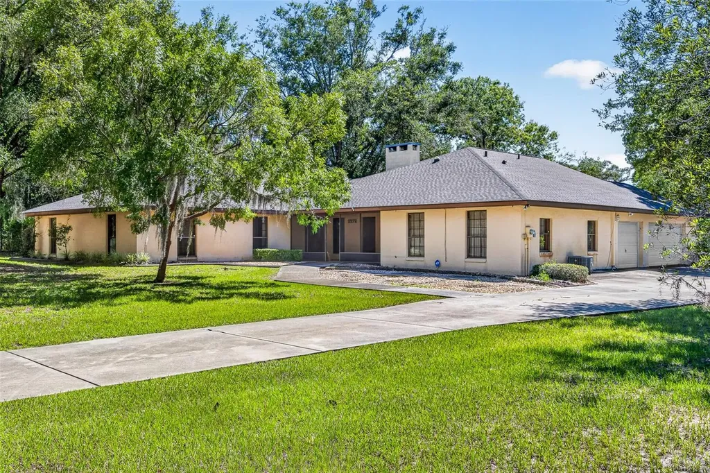 2272 SW Grandview Avenue Dunnellon FL 34431
