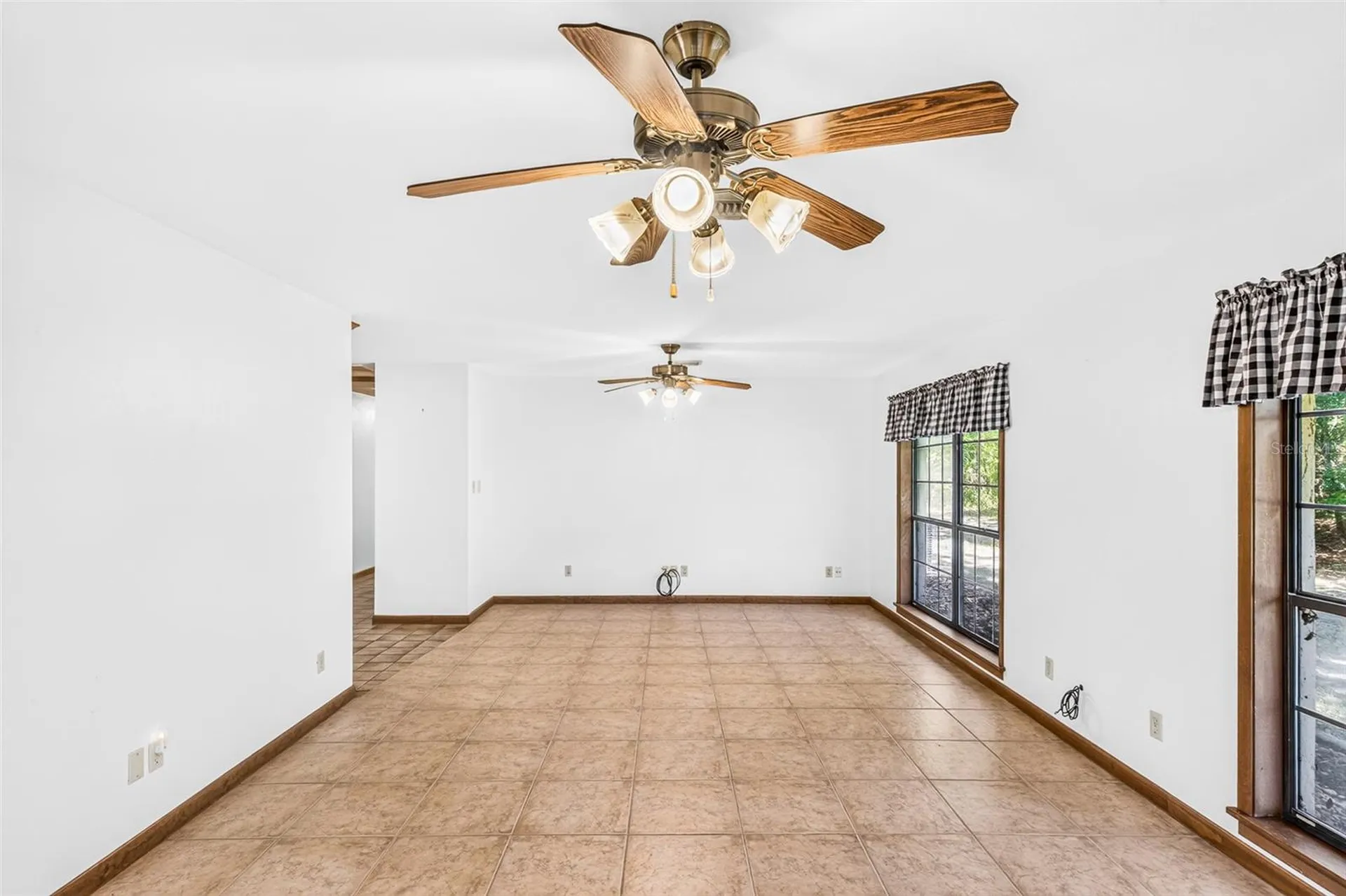 2272 SW Grandview Avenue Dunnellon FL 34431