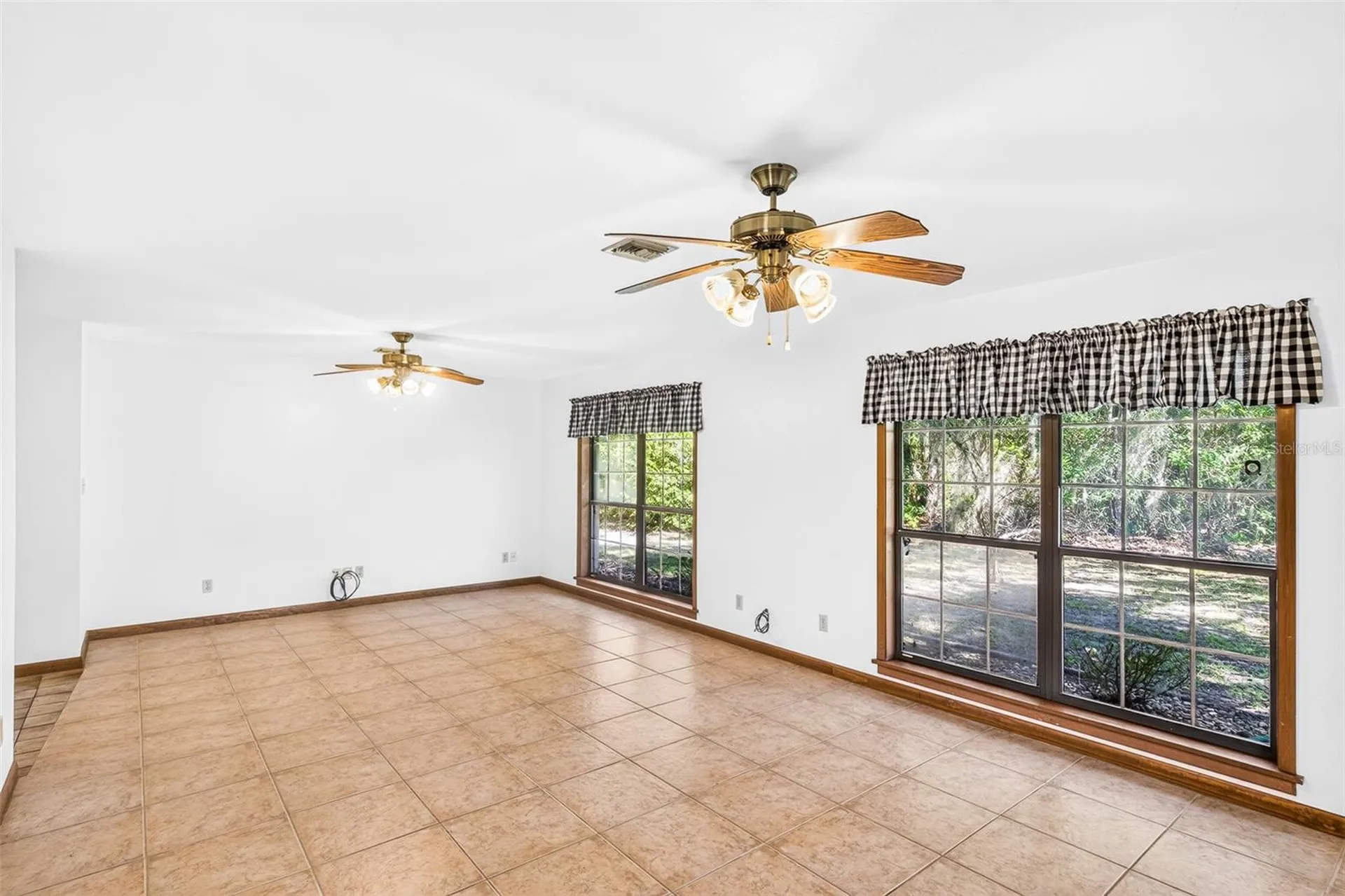 2272 SW Grandview Avenue Dunnellon FL 34431