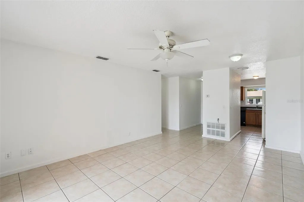 6835 Longmeade Lane Orlando FL 32822