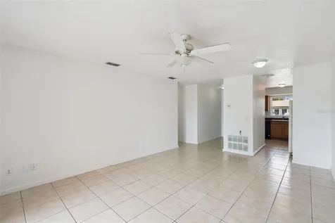 6835 Longmeade Lane Orlando FL 32822