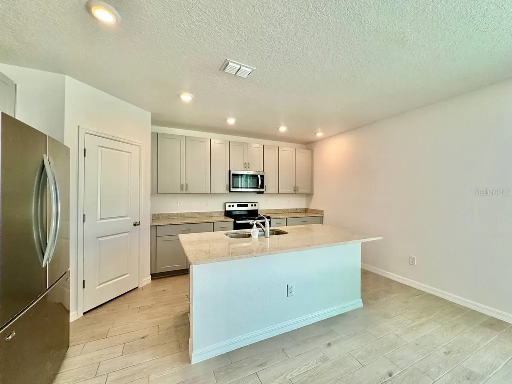 38851 Opal Willow Lane Zephyrhills FL 33540
