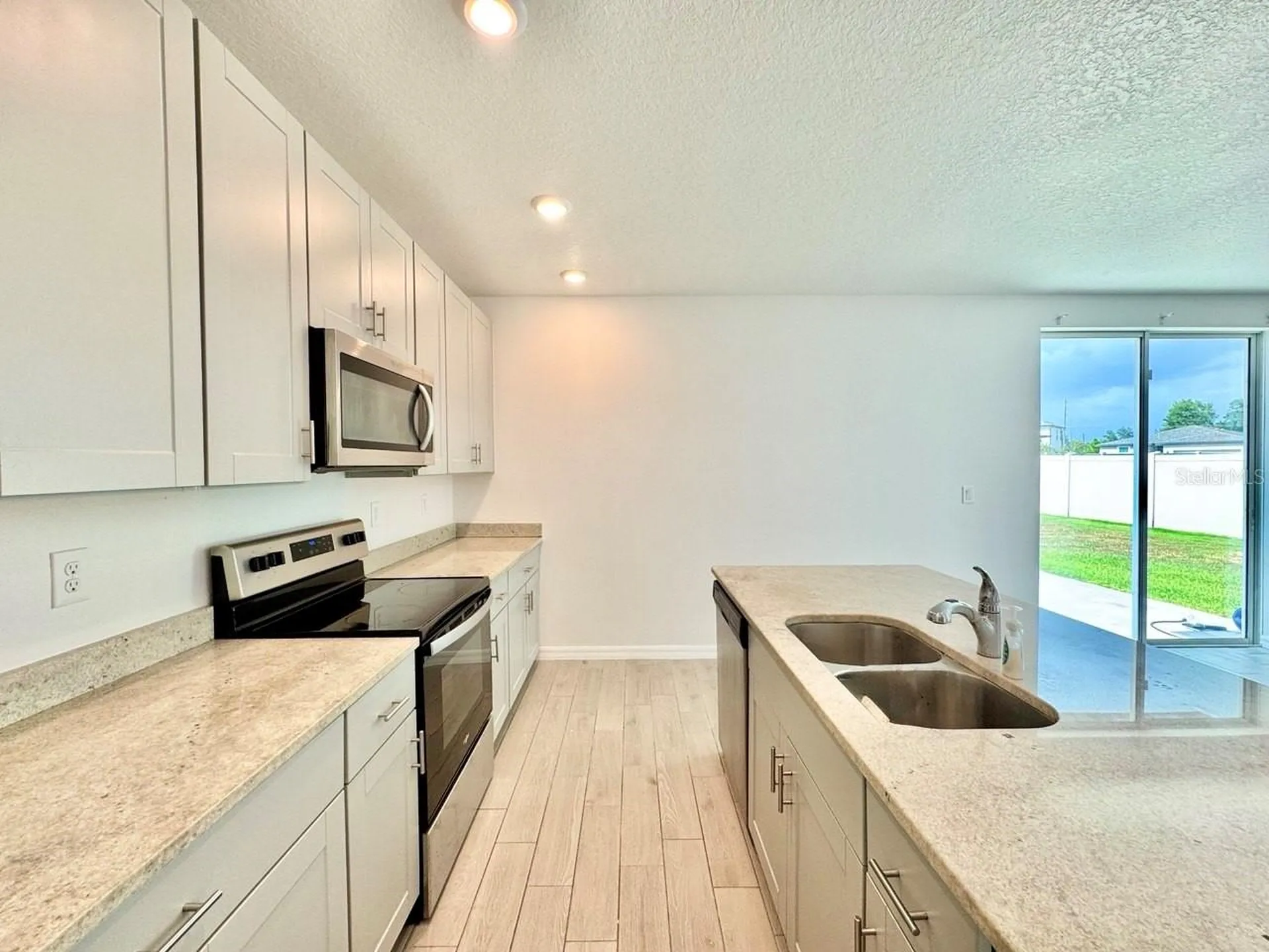 38851 Opal Willow Lane Zephyrhills FL 33540