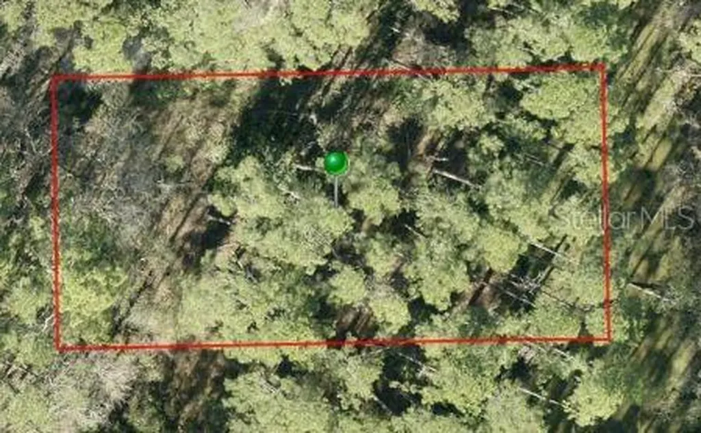 9TH Avenue Deland FL 32724