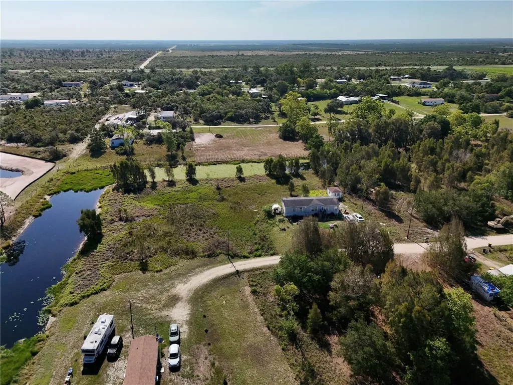 25 Cone Drive Venus FL 33960