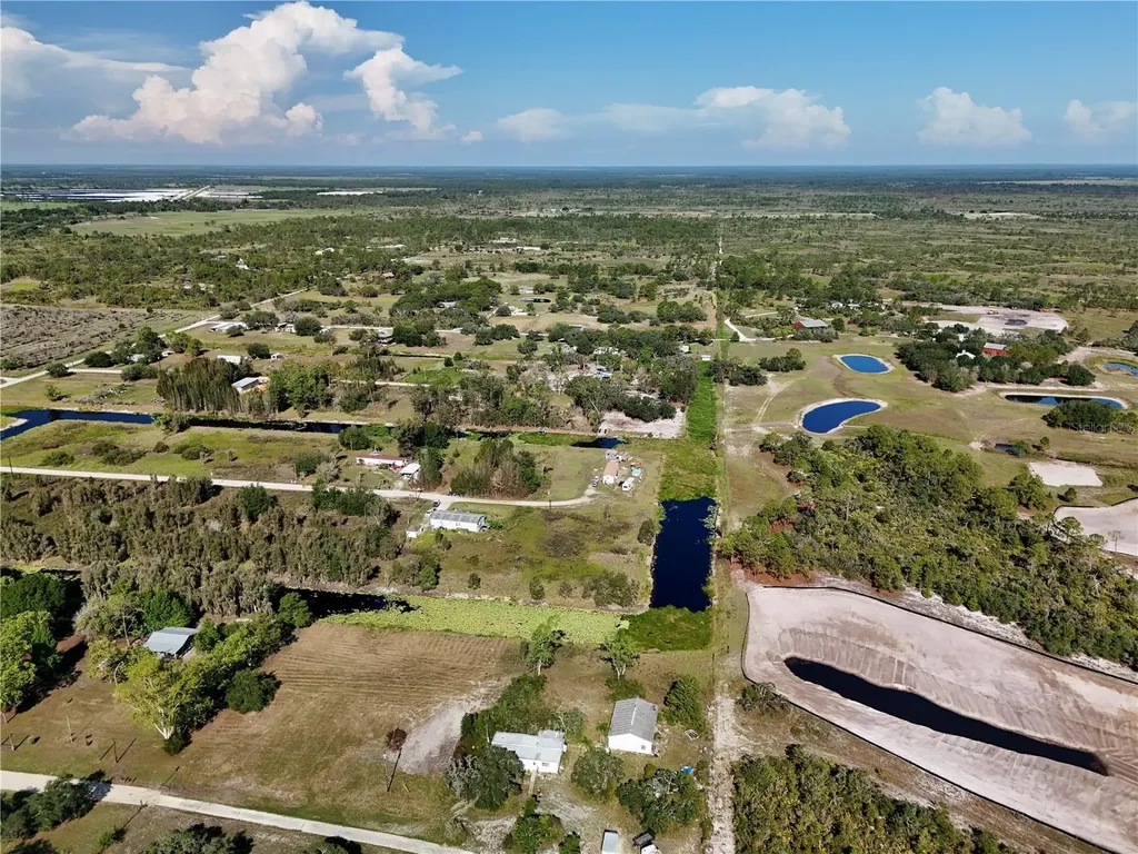 25 Cone Drive Venus FL 33960