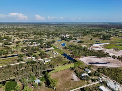 25 Cone Drive Venus FL 33960