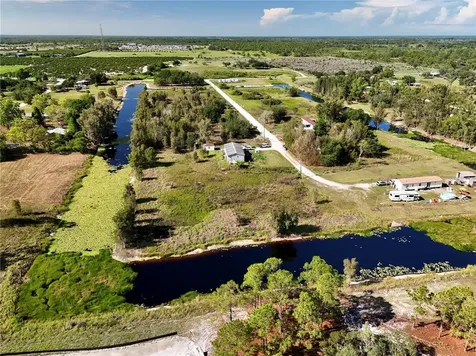 25 Cone Drive Venus FL 33960