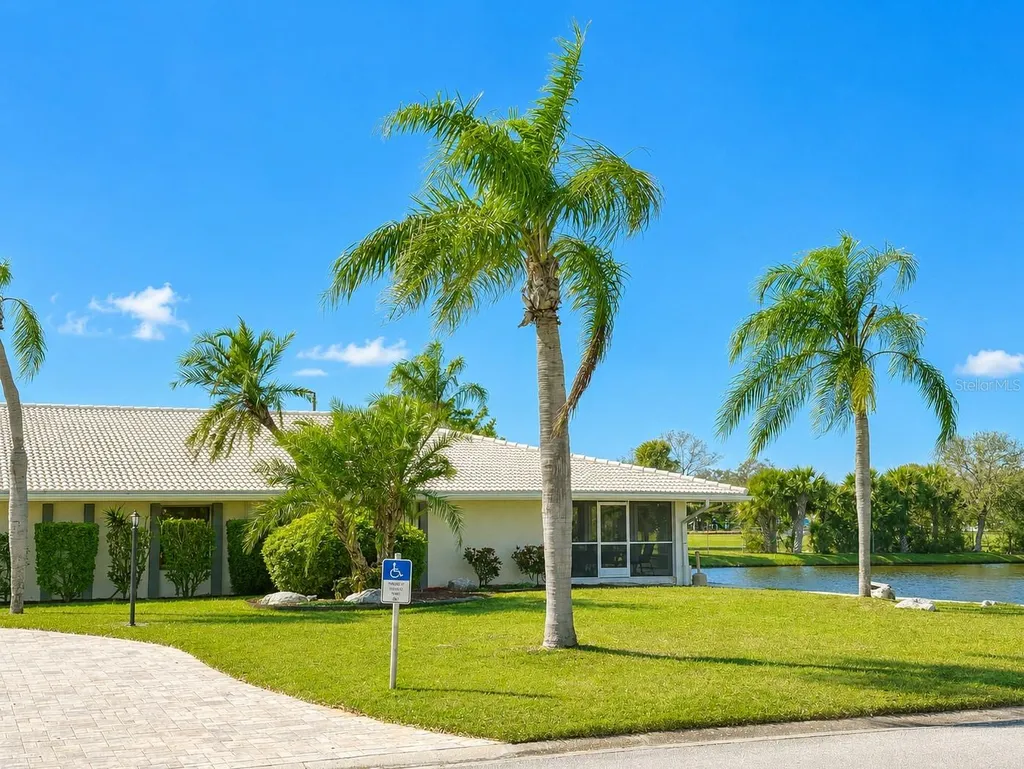 5420 Magnolia Trail N Pinellas Park FL 33782
