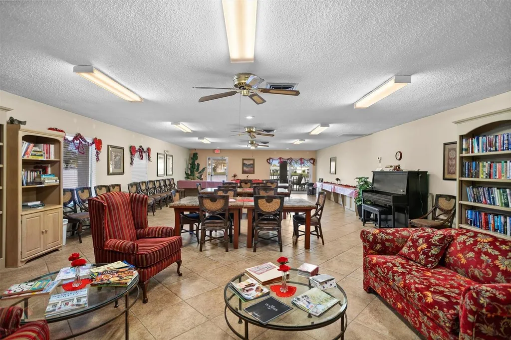 5420 Magnolia Trail N Pinellas Park FL 33782