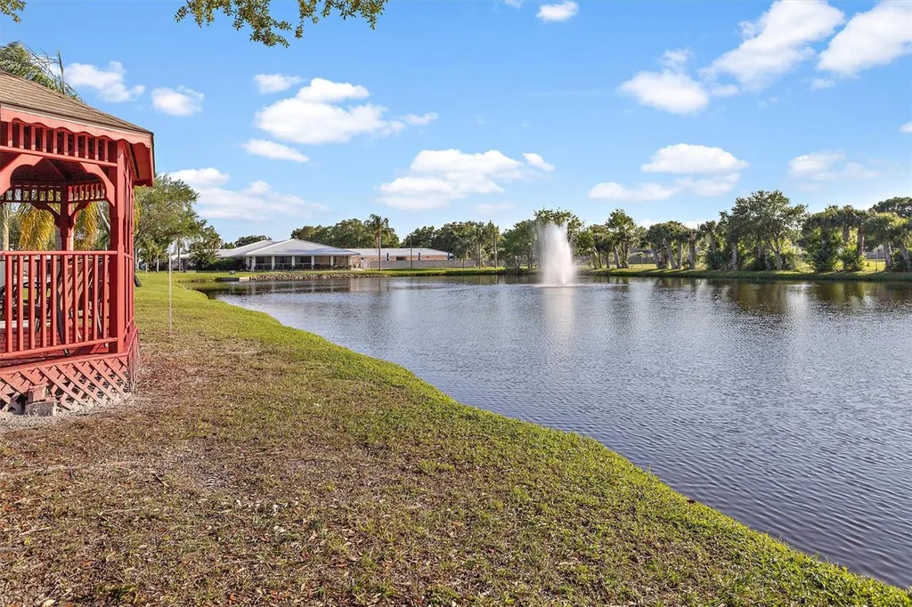 5420 Magnolia Trail N Pinellas Park FL 33782