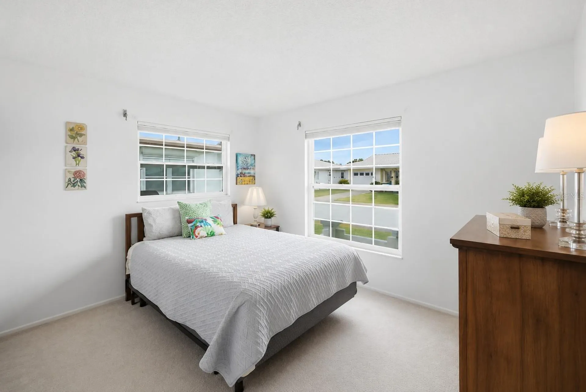5420 Magnolia Trail N Pinellas Park FL 33782