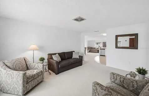 5420 Magnolia Trail N Pinellas Park FL 33782