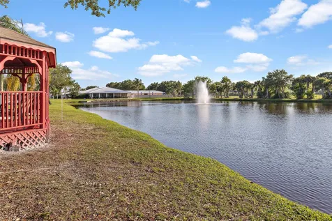 5420 Magnolia Trail N Pinellas Park FL 33782