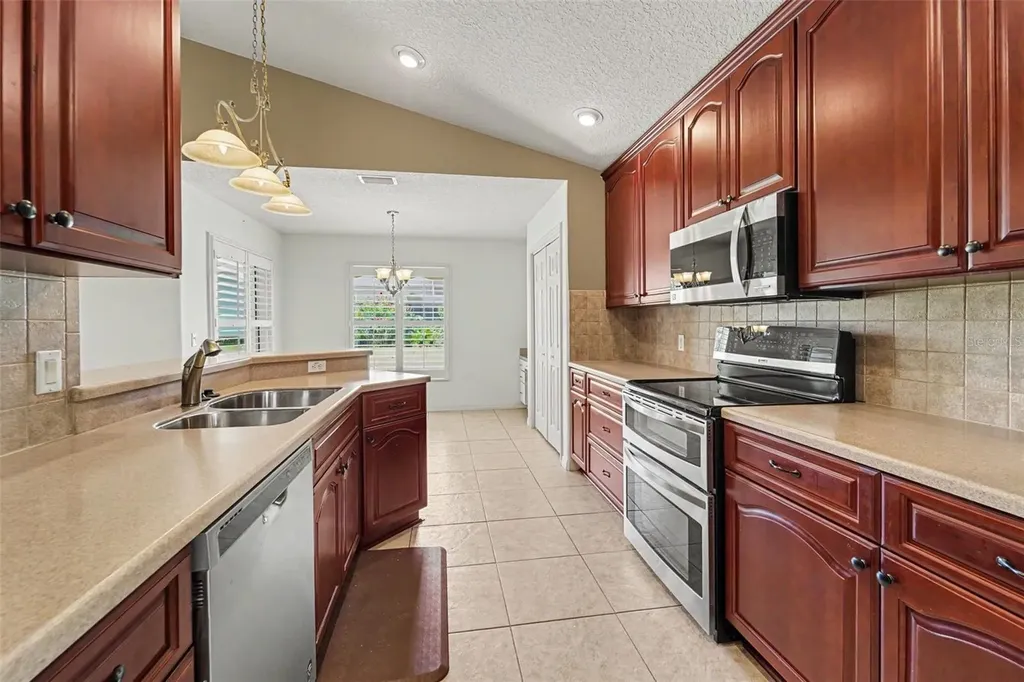 3805 E Kiwi Cove Court Hernando FL 34442