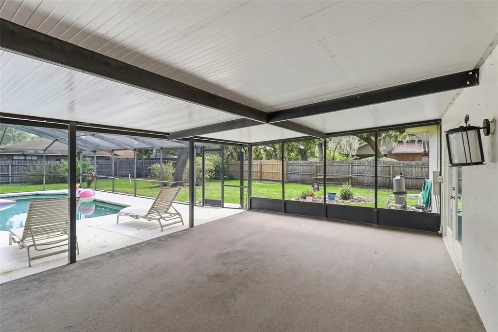 302 Bloomingfield Drive Brandon FL 33511