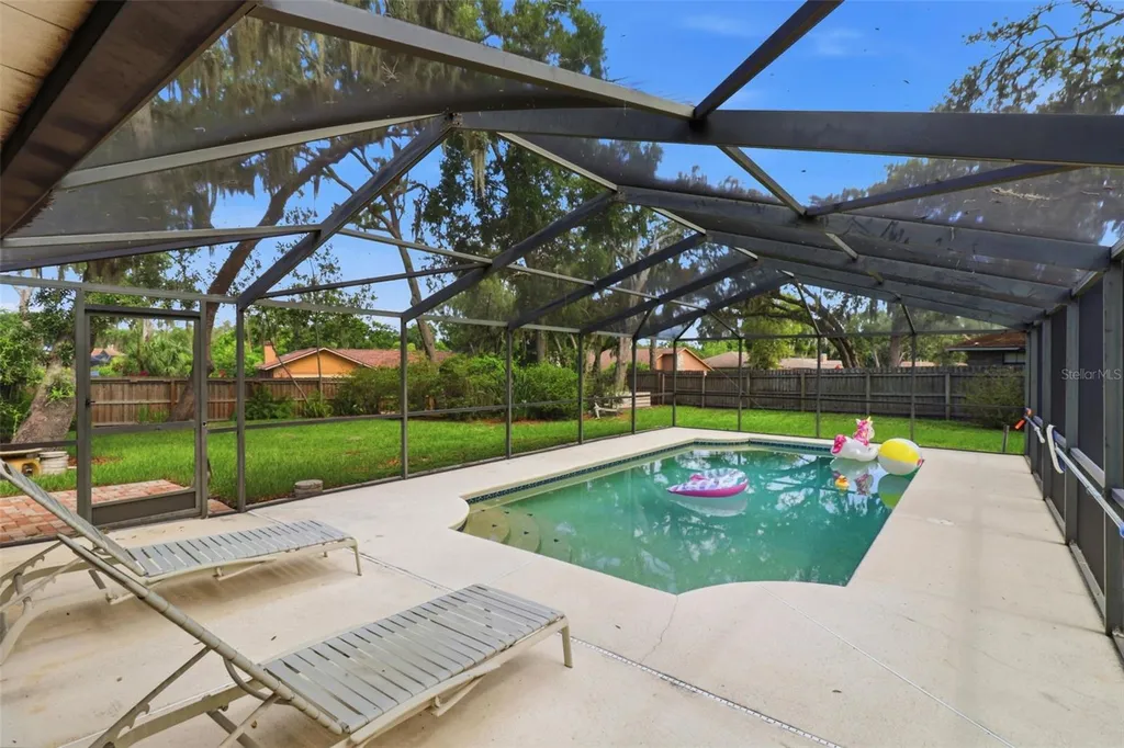 302 Bloomingfield Drive Brandon FL 33511