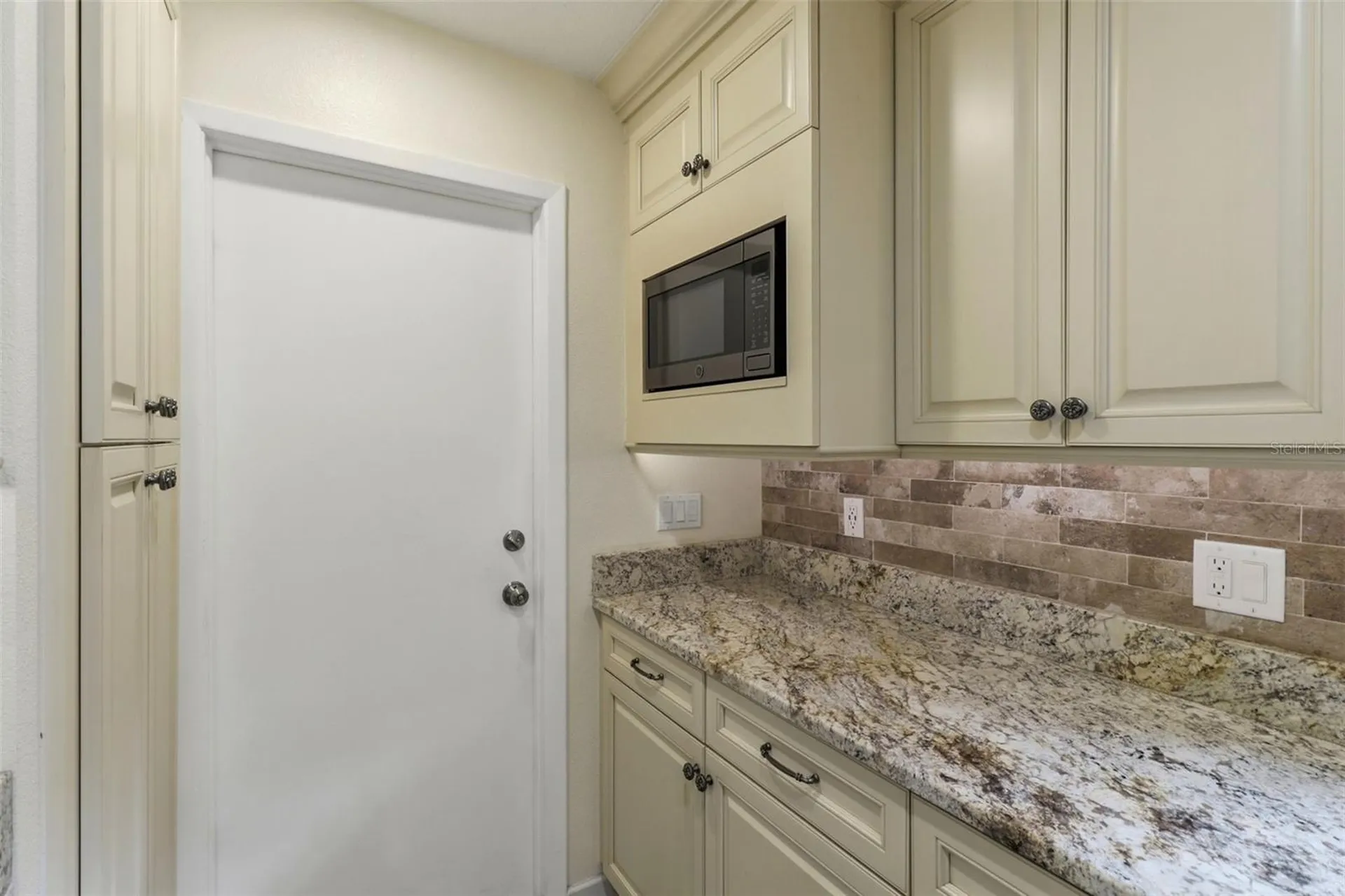 302 Bloomingfield Drive Brandon FL 33511