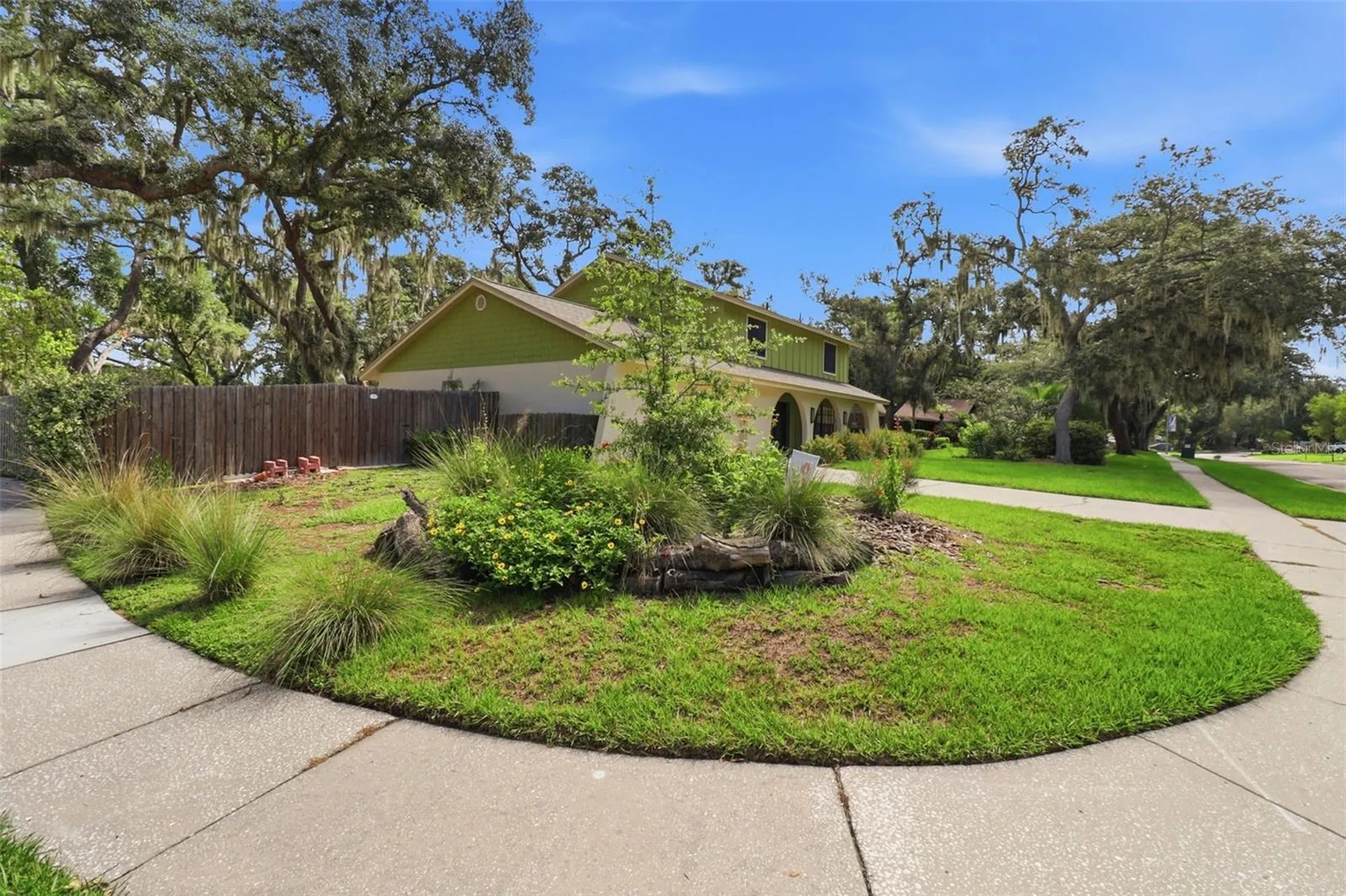 302 Bloomingfield Drive Brandon FL 33511