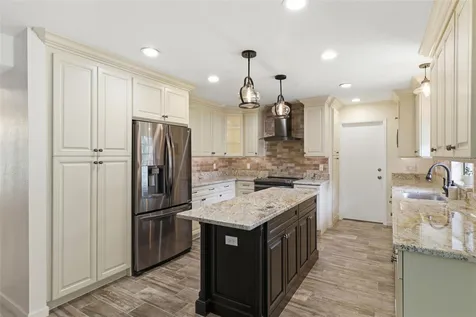 302 Bloomingfield Drive Brandon FL 33511