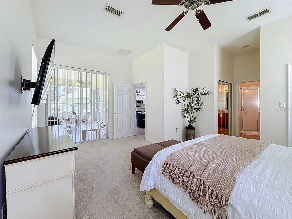 25206 Ormond Court Leesburg FL 34748