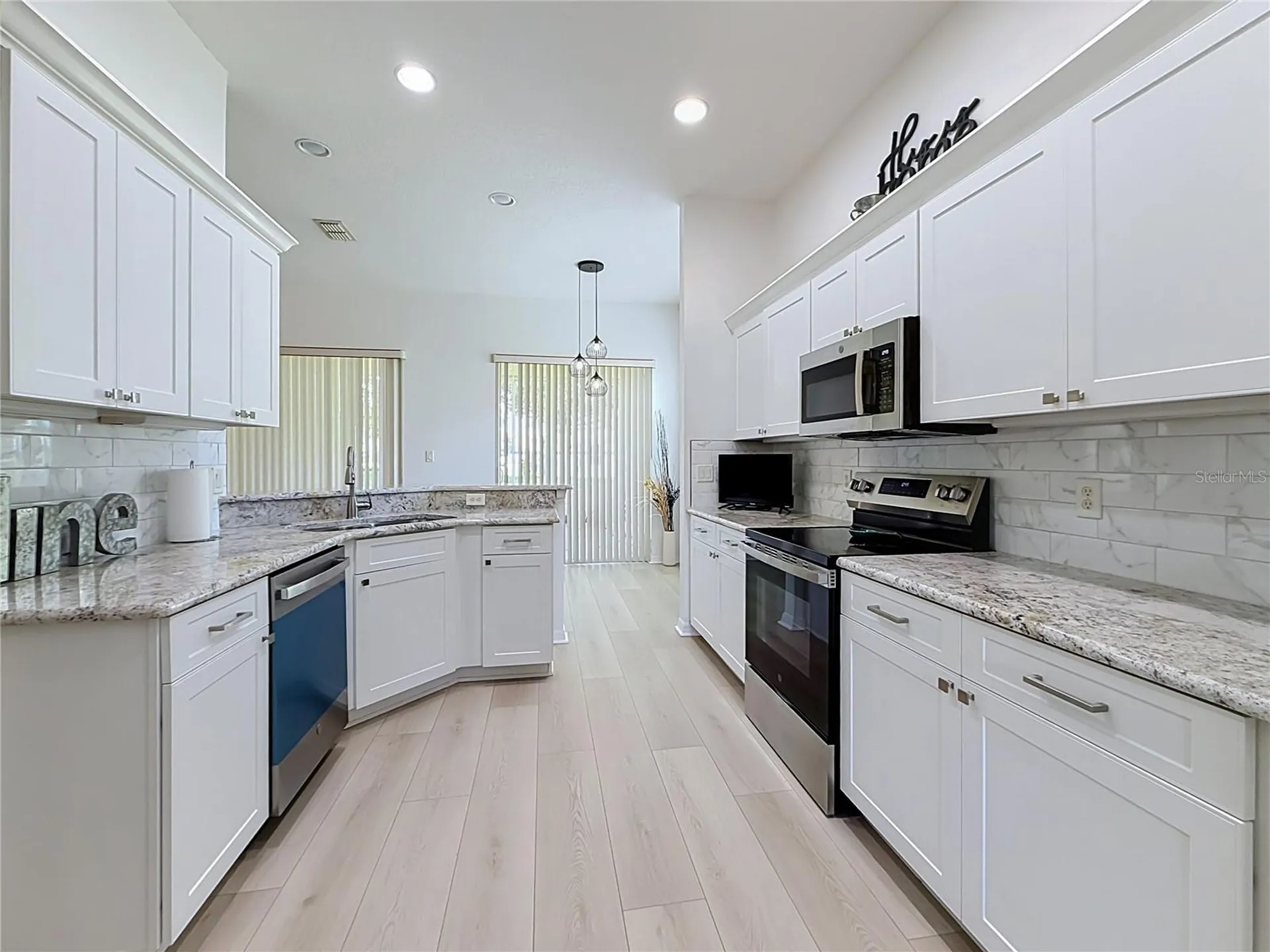 25206 Ormond Court Leesburg FL 34748