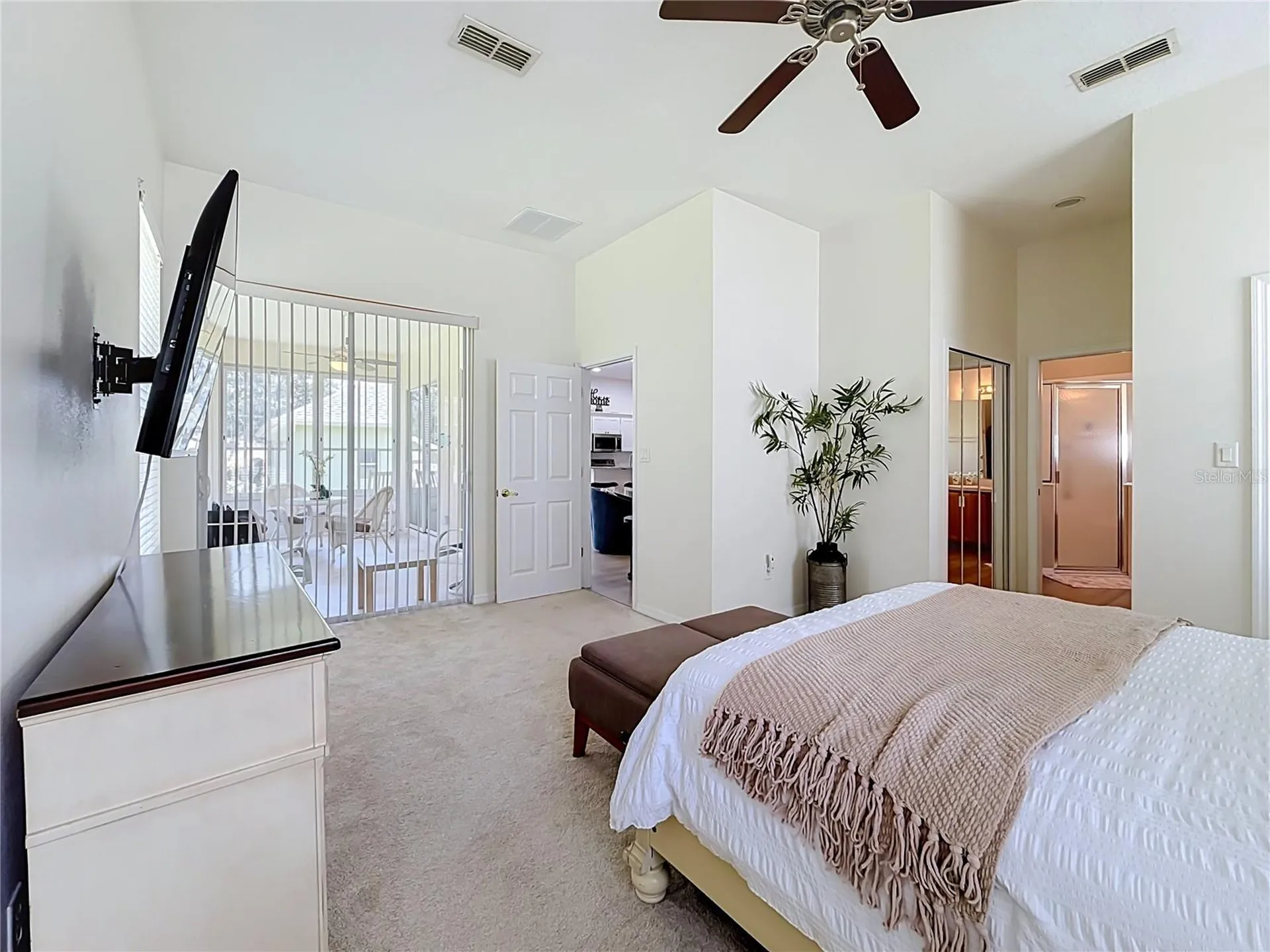 25206 Ormond Court Leesburg FL 34748