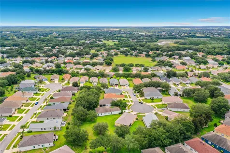 25206 Ormond Court Leesburg FL 34748