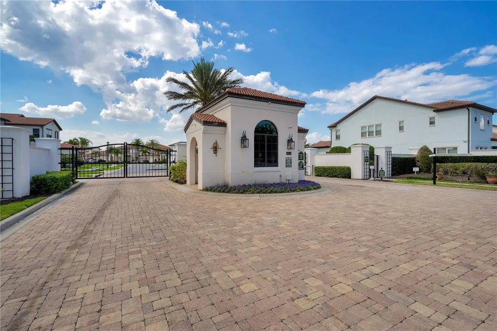 10654 Royal Cypress Way Orlando FL 32836