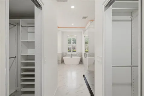 5224 Vistamere Court Orlando FL 32819