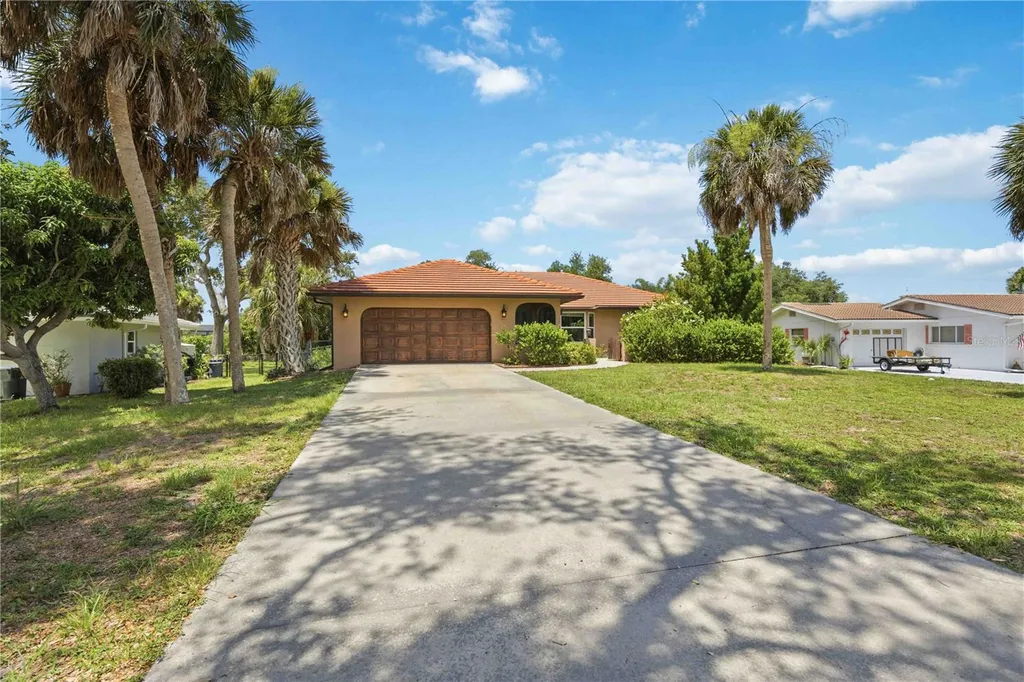 2317 Goya Drive Nokomis FL 34275
