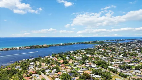 2317 Goya Drive Nokomis FL 34275