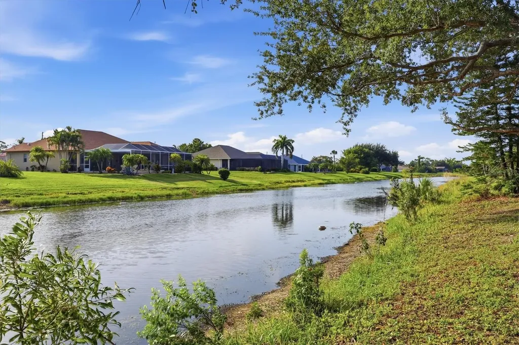 801 Rotonda Circle Rotonda West FL 33947
