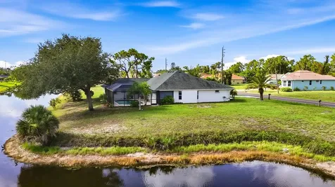 801 Rotonda Circle Rotonda West FL 33947