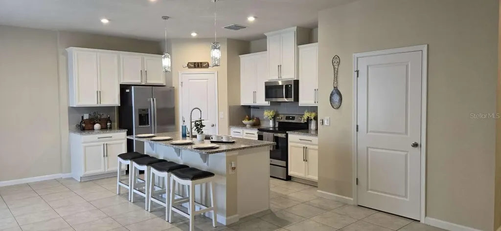 1564 Eucalyptus Way Davenport FL 33837